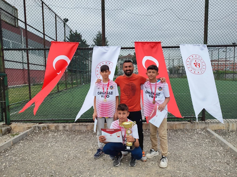 Yığılca Orhangazi Yatılı Bölge Ortaokulu, bocce turnuvasında şampiyon oldu