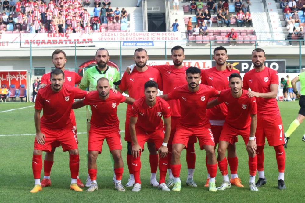 SEBAT GENÇLİK HIZ KESMEDİ: 3-0