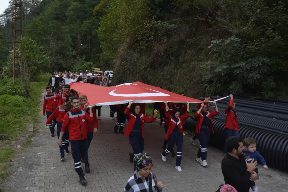 ŞALPAZARI’NDA 100