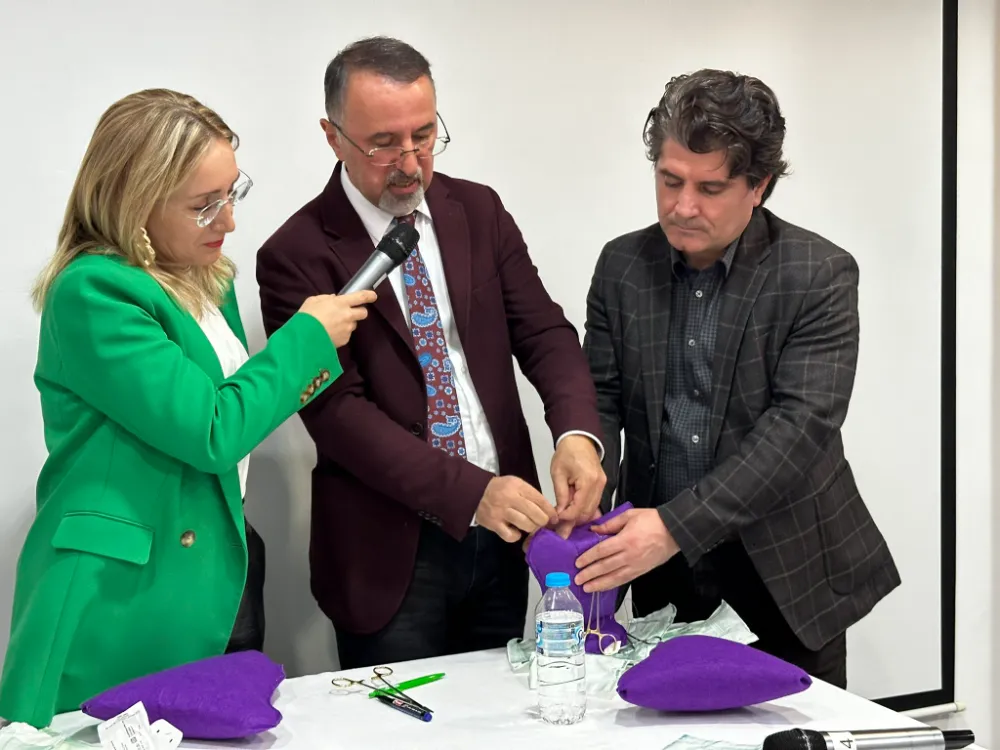 ÜNİVERSİTE HASTANELERİNİN DOKTORLARINDAN SEMİNER   