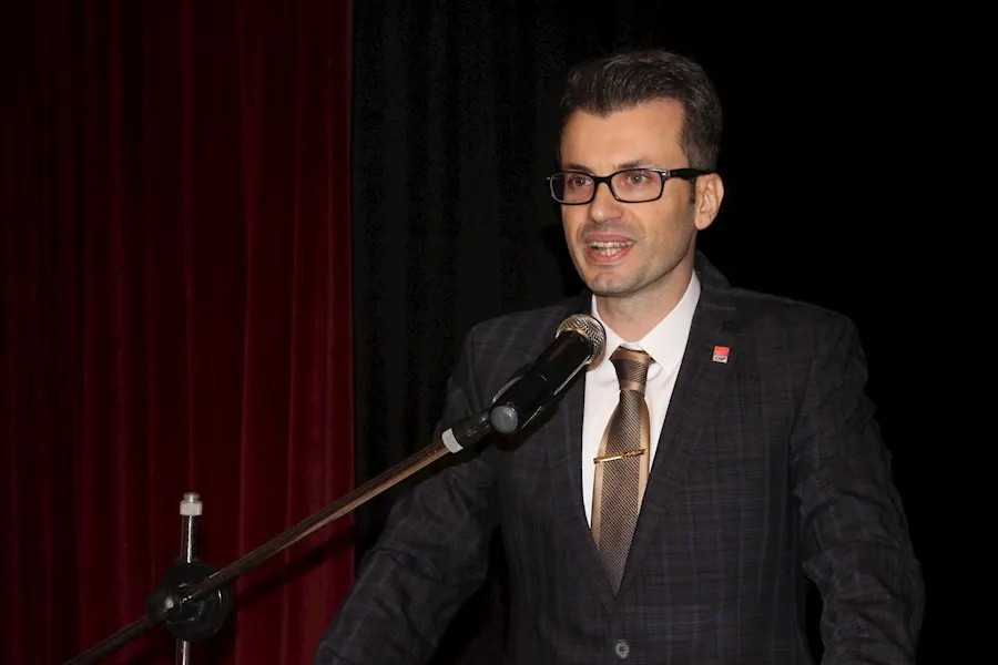 MUSTAFA ÇANKAYA: 