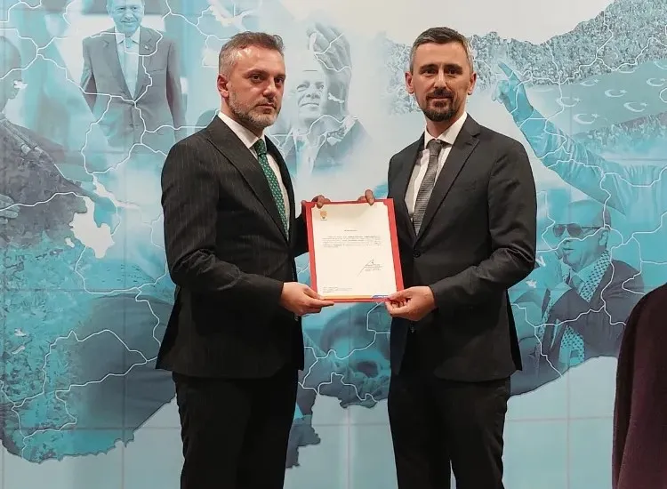 Ak Parti İlçe Başkanı Muhammet Ali Yılmaz oldu