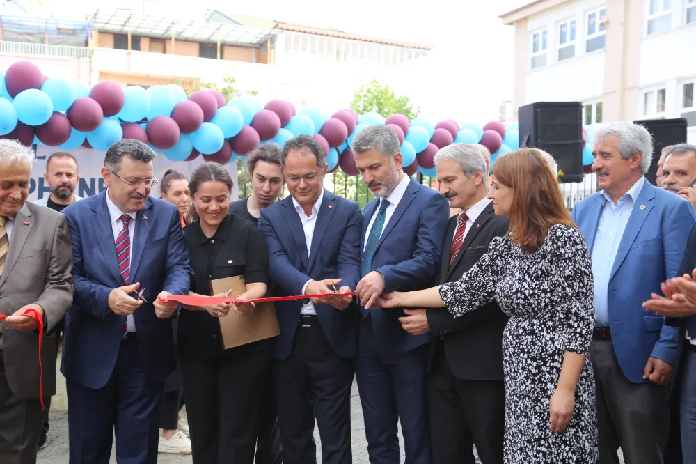 ‘MURAT YÜKSEL KÜTÜPHANESİ’ HİZMETE AÇILDI