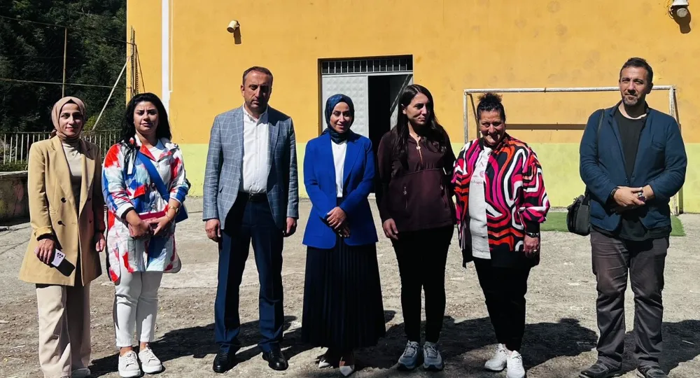AK KADINLAR ÇAMLIYURT İLKOKULU’NDA