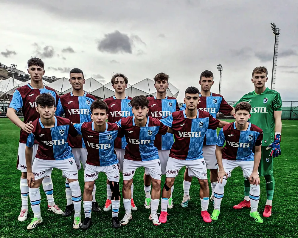 TRABZONSPOR LİDERLİK ŞANSINI DEĞERLENDİREMEDİ