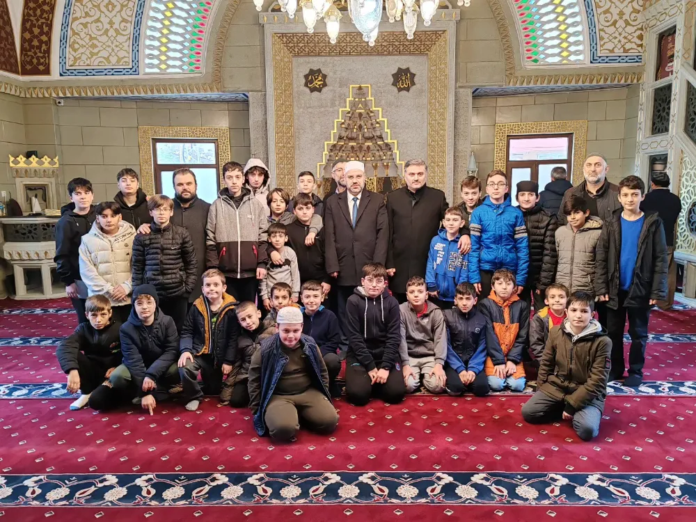 HAYDİ ÇOCUKLAR CAMİYE