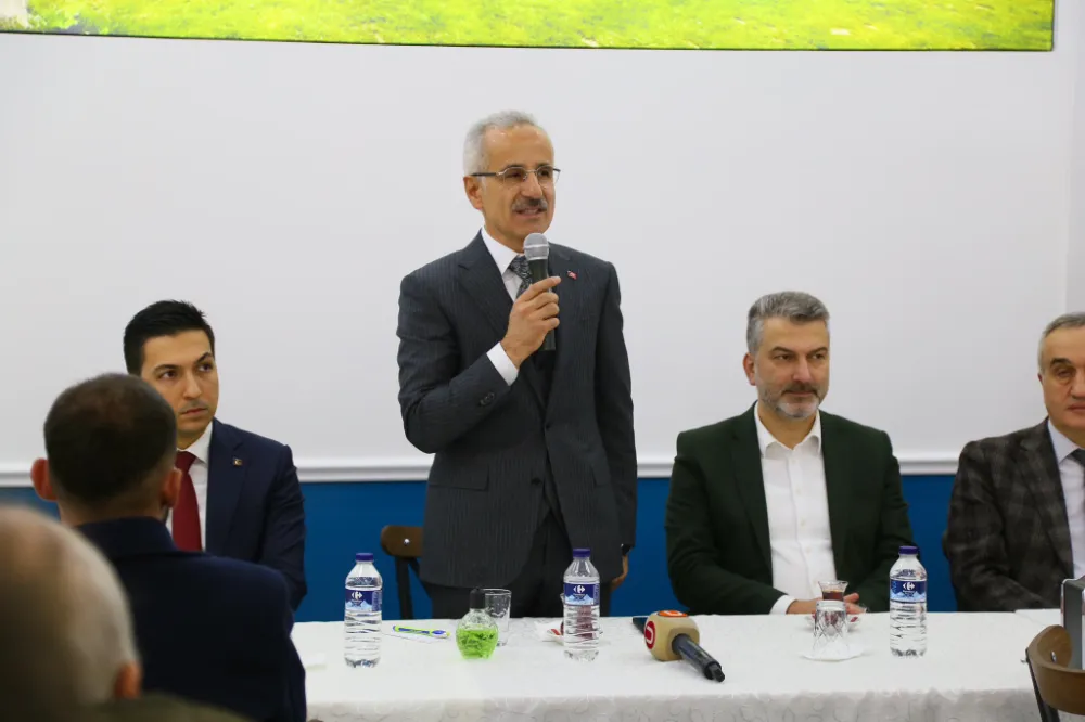 DÜZKÖY ÖĞRETMENEVİ’NE KONFERANS SALONU