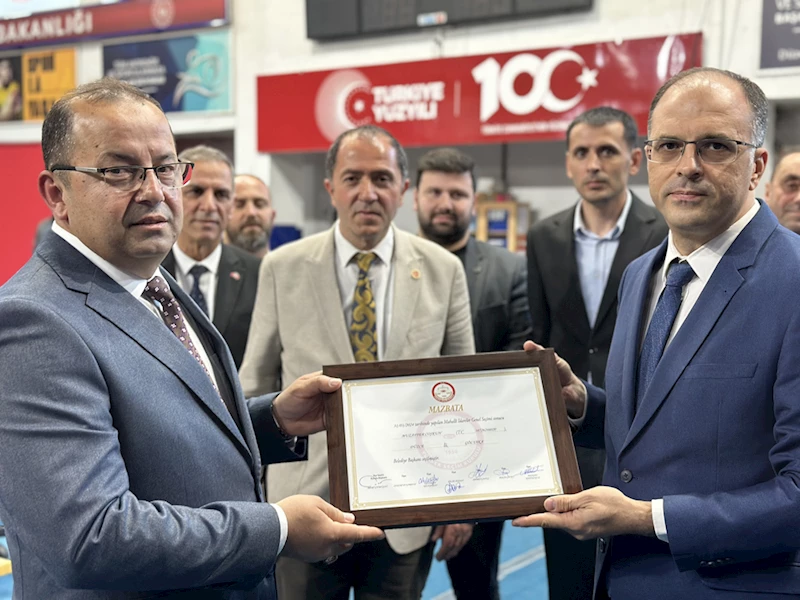 Gölyaka  Belediye Başkanı Coşkun, mazbatasını aldı
