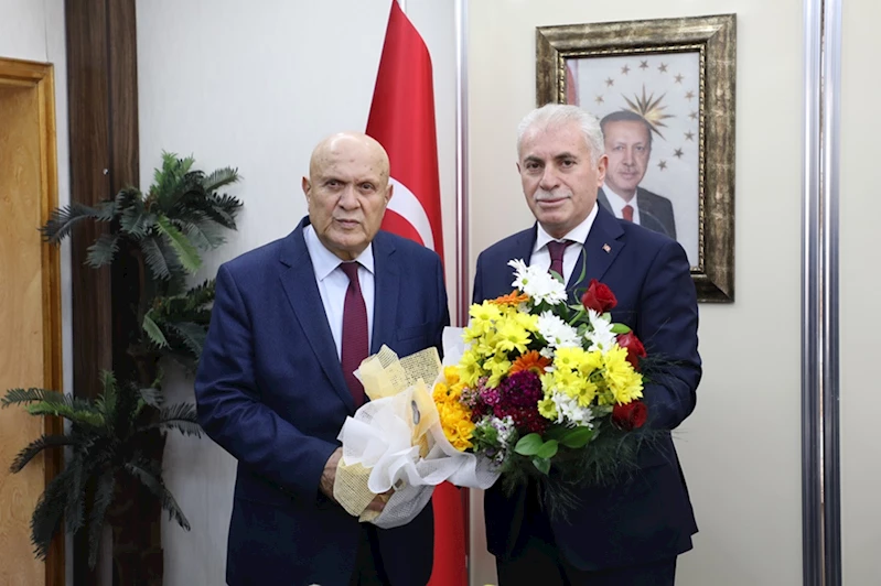Bayburt Belediye Başkanı Mete Memiş, göreve başladı
