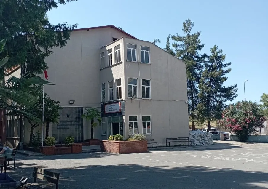 YOMRA ANADOLU LİSESİ KAPANDI!