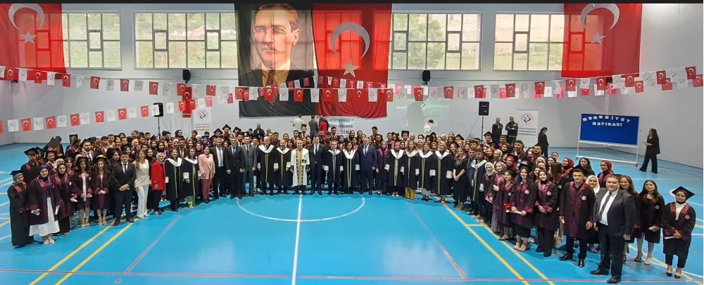 TONYA MYO 8. DÖNEM MEZUNLARINI VERDİ