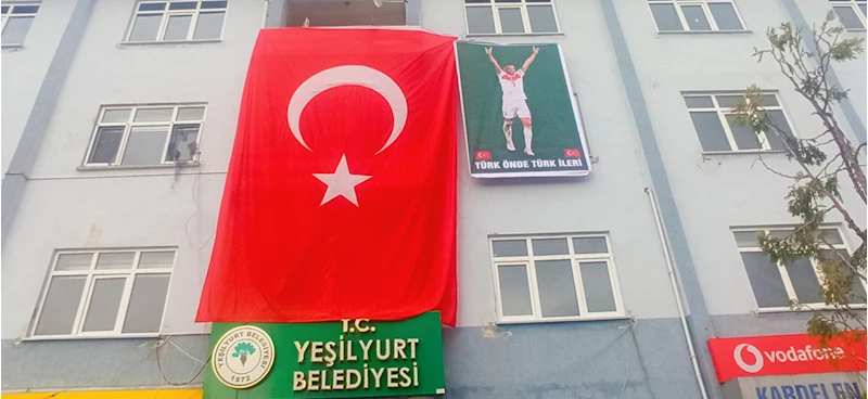 Yeşilyurt Belediyesinden Merih Demiral ve A Milli Futbol Takımı