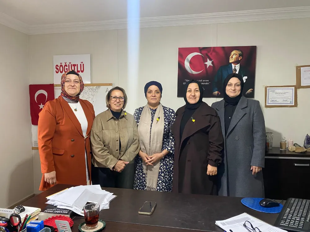 ZİFİNDER, KADIN MUHTARLARI UNUTMADI