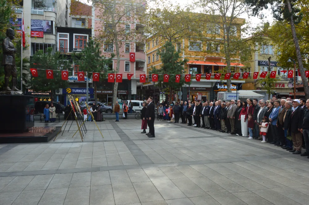 CHP’DEN 29 EKİM KUTLAMASI