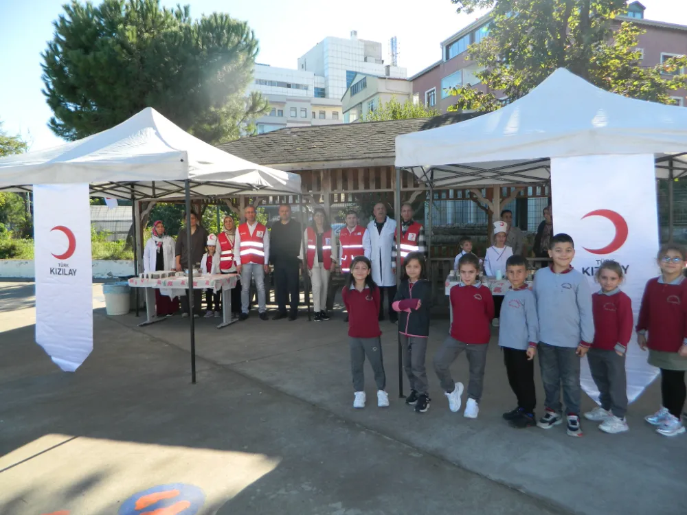 KIZILAY HAFTASI 100. YIL İLKOKULU’NDA BAŞLADI