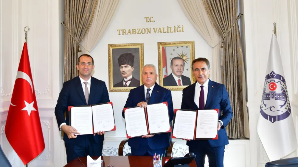 YÜZME HAVUZUNA ORTAK İMZA