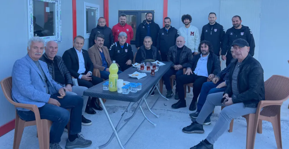 TSFAD ÇELİK’E PLAKET VERDİ