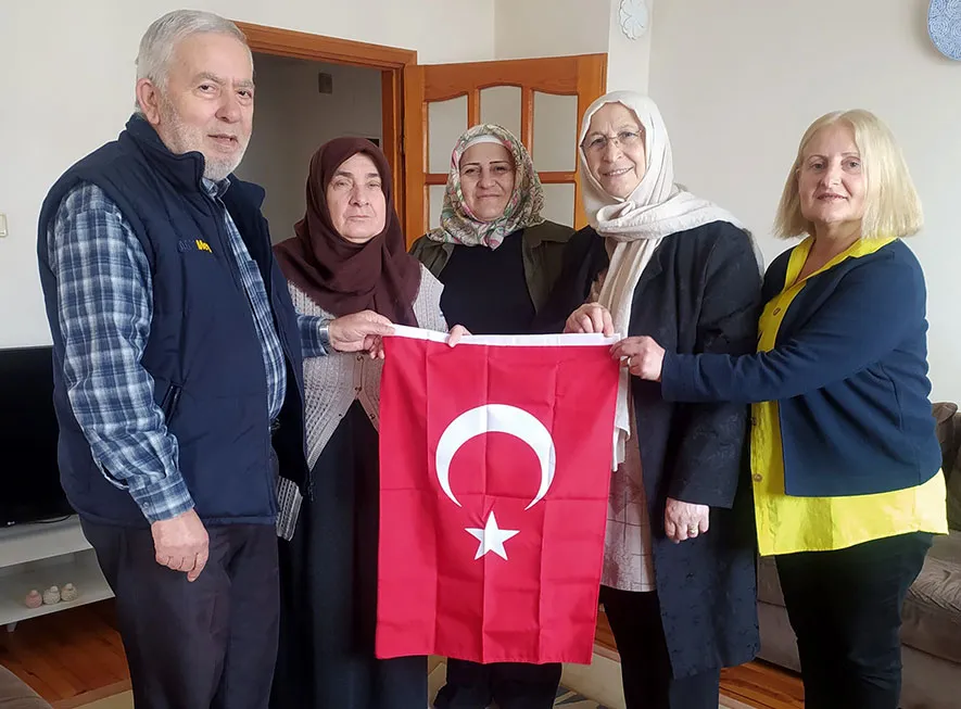 AKKADINLAR ŞEHİT AİLELERİNİ UNUTMADI