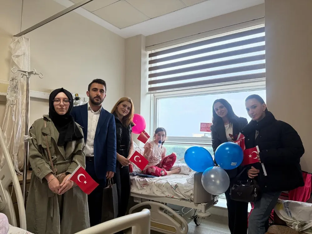 AK GENÇLİK’TEN İYİLİK ZİYARETİ