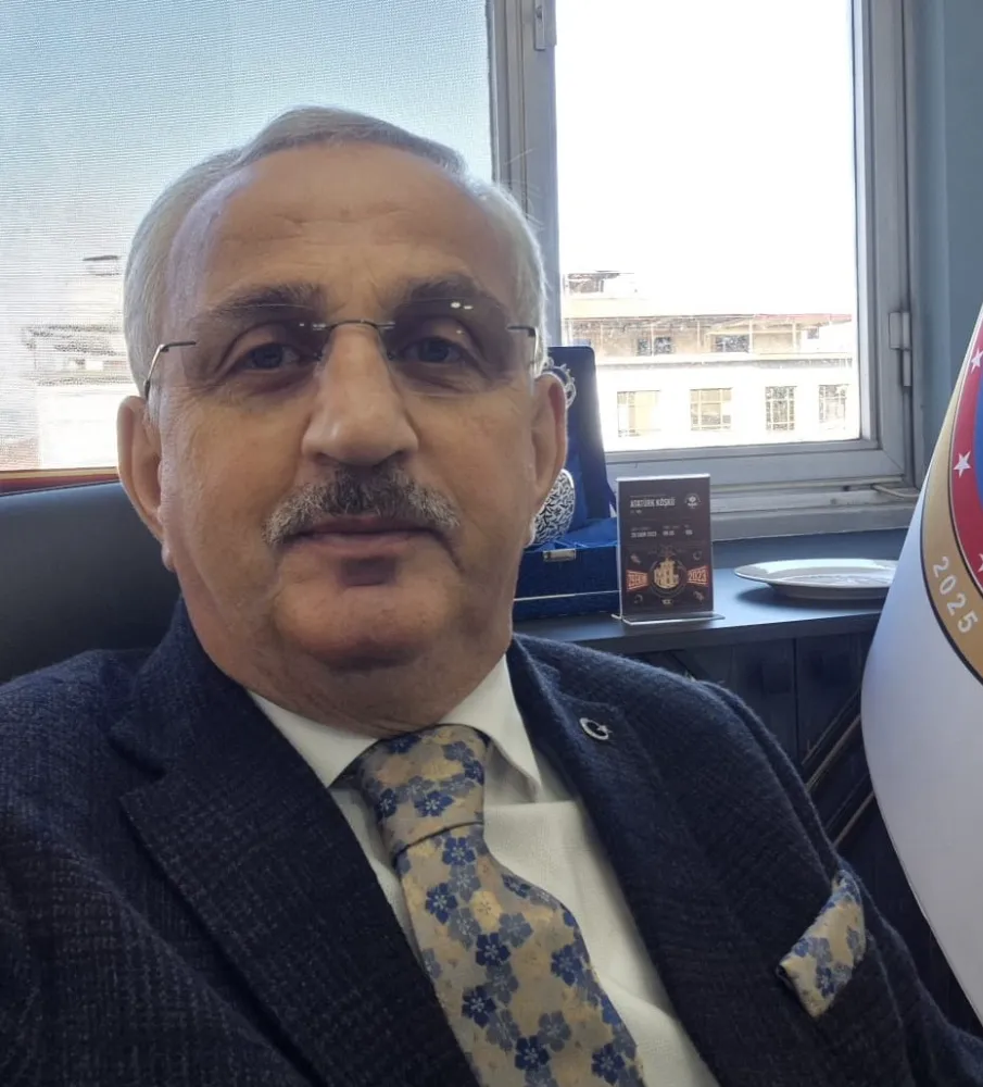 KENAN KURU : AÇIK GÖZ OLMALIYIZ