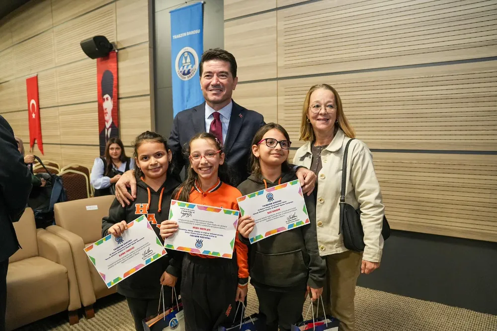 ÇOCUKLAR ADALETİ ÇİZDİ,  BAŞKAN KAYA, ÖDÜLLERİNİ VERDİ