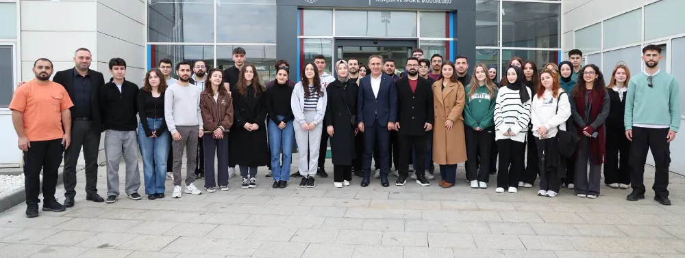 AKÇAABAT GENÇLİK MERKEZİ HUKUK ZİRVESİ’NDE