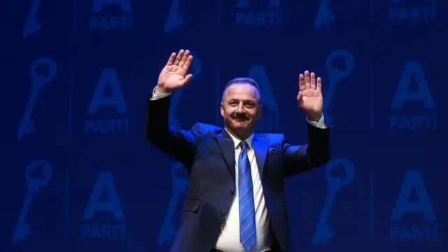 AĞIRALİOĞLU AKÇAABAT’A GELİYOR