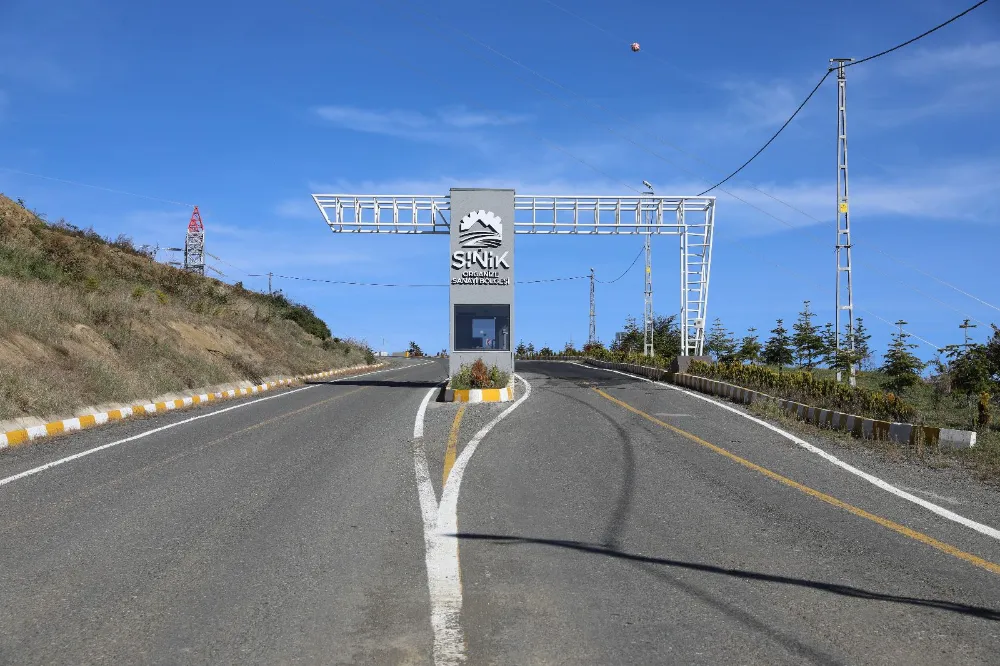 ŞİNİK OSB’YE ULAŞIM ARTIK DAHA GÜVENLİ