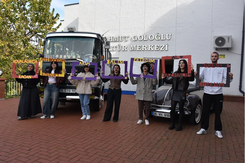 ÜNİVERSİTEDE YEŞİLÇAM RÜZGARI