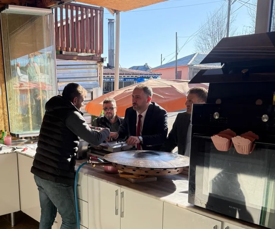 ESNAFIN NABZINI TUTUYOR