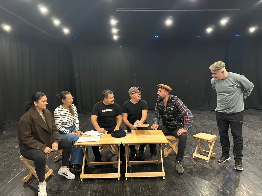 TİYATRO DİAGONAL YENİ SEZONA HAZIR 