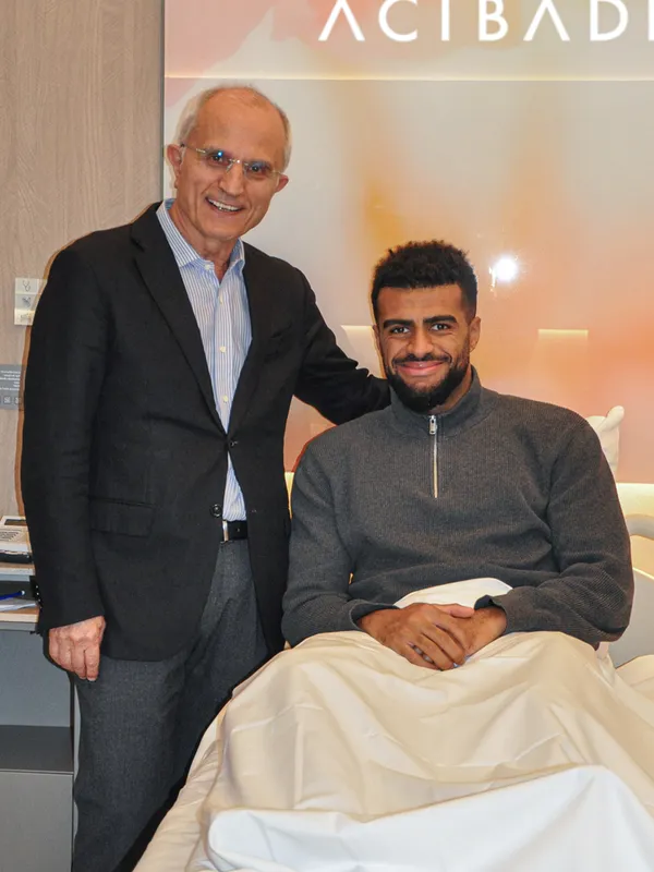 Trabzonsporlu futbolcu Rayyan Baniya ameliyat edildi