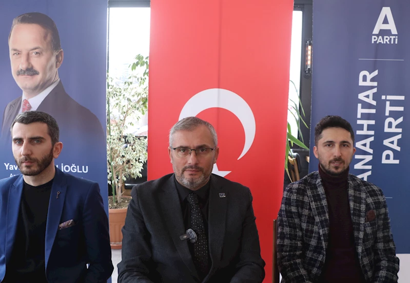 Anahtar Parti Rize İl Başkanı Kutanoğlu, gazetecilerle bir araya geldi
