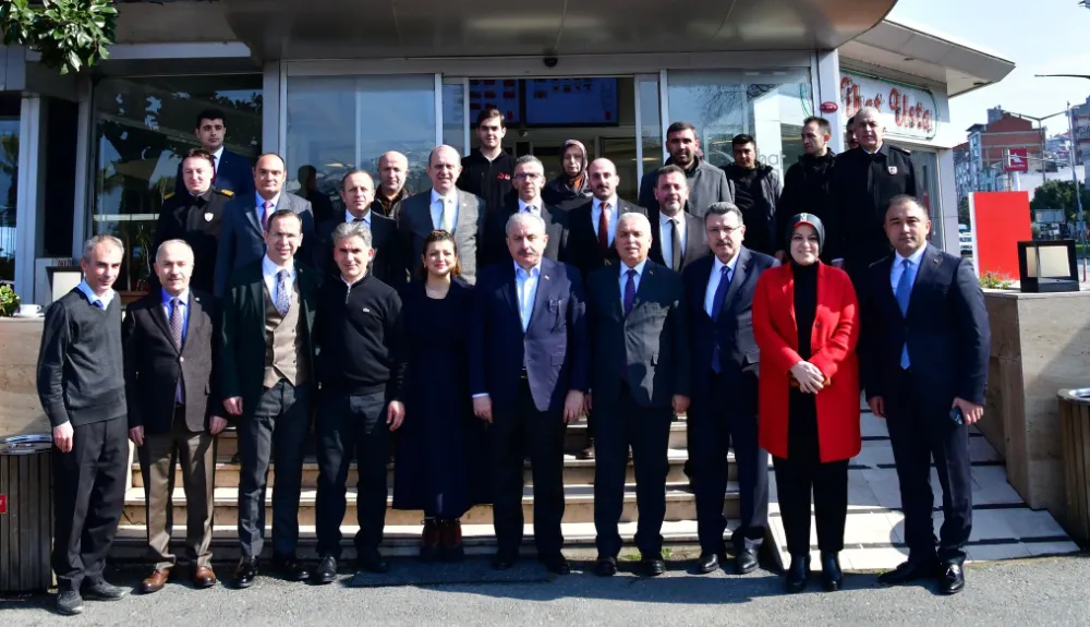 AKÇAABAT’TA ÖĞLE MOLASI