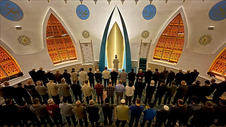 İLK TERAVİH BU AKŞAM!