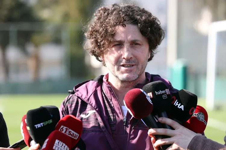 Fatih Tekke, ilk sınavını Trabzonspor