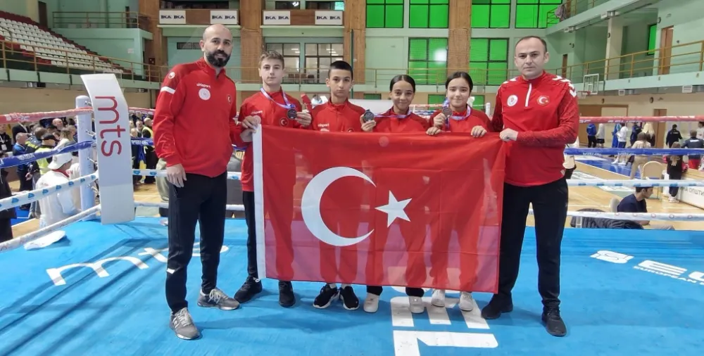 HÜSEYİN AVNİ ER  AVRUPA ÜÇÜNCÜSÜ