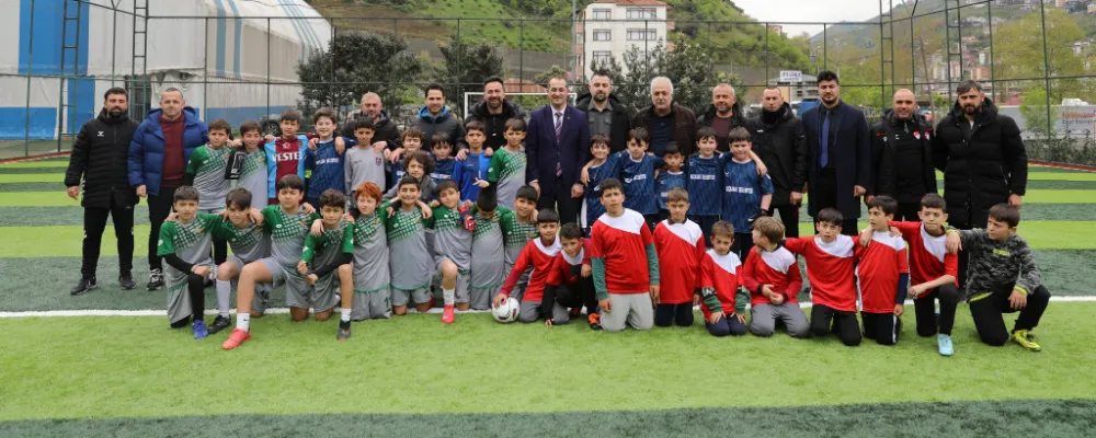 BAŞKAN EKİM’DEN TURNUVA ZİYARETİ