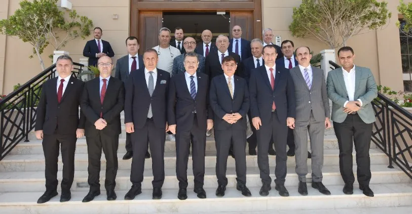 BAŞKAN EKİM, TRABZON HEYETİYLE DOHA’DA