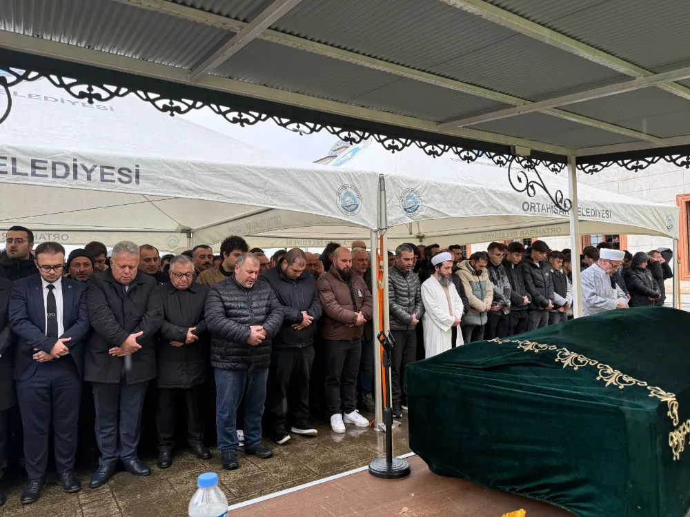 YILDIRIM, GÖZYAŞLARIYLA SON YOLCULUĞUNA UĞURLANDI
