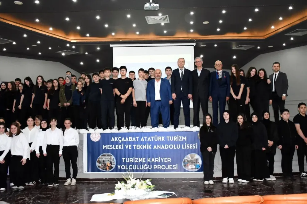 KARİYER YOLCULUĞU SÜRÜYOR