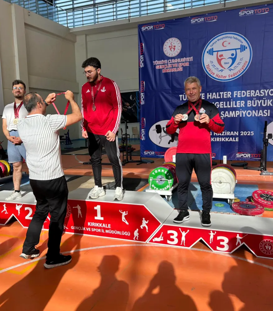 MUSA TARAKCI HALTERDE 2 MADALYA KAZANDI