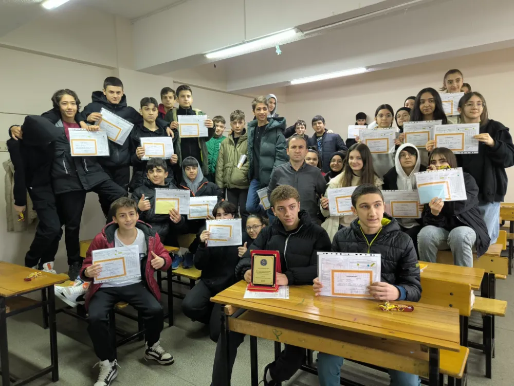 YAKLAŞIK 22 BİN ÖĞRENCİ İÇİN TATİL ZİLİ ÇALIYOR!