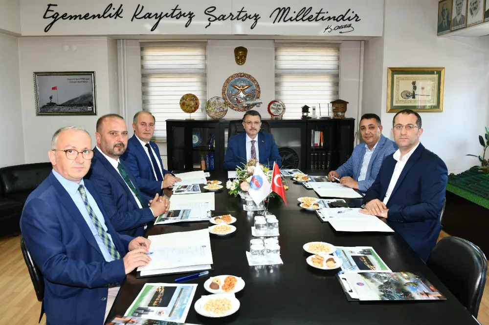 BAŞKAN EKİM, DKBB