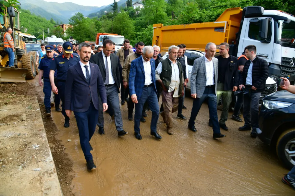 BAKAN URALOĞLU’NDAN AFET İNCELEMESİ