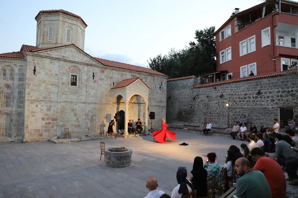 ORTAMAHALLE’DE RİTİM VAR!