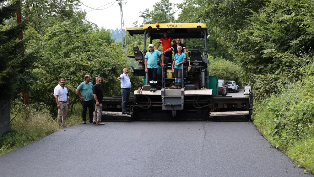 GRUP YOLU ASFALTLANIYOR