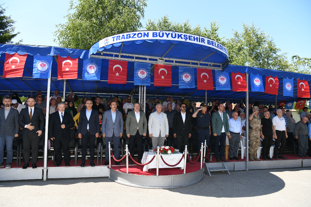 HAÇKALI BABA DUALARLA ANILDI