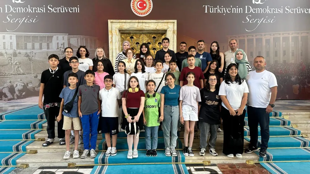 OKUYAN ÖĞRENCİLERE ANKARA ÖDÜLÜ 