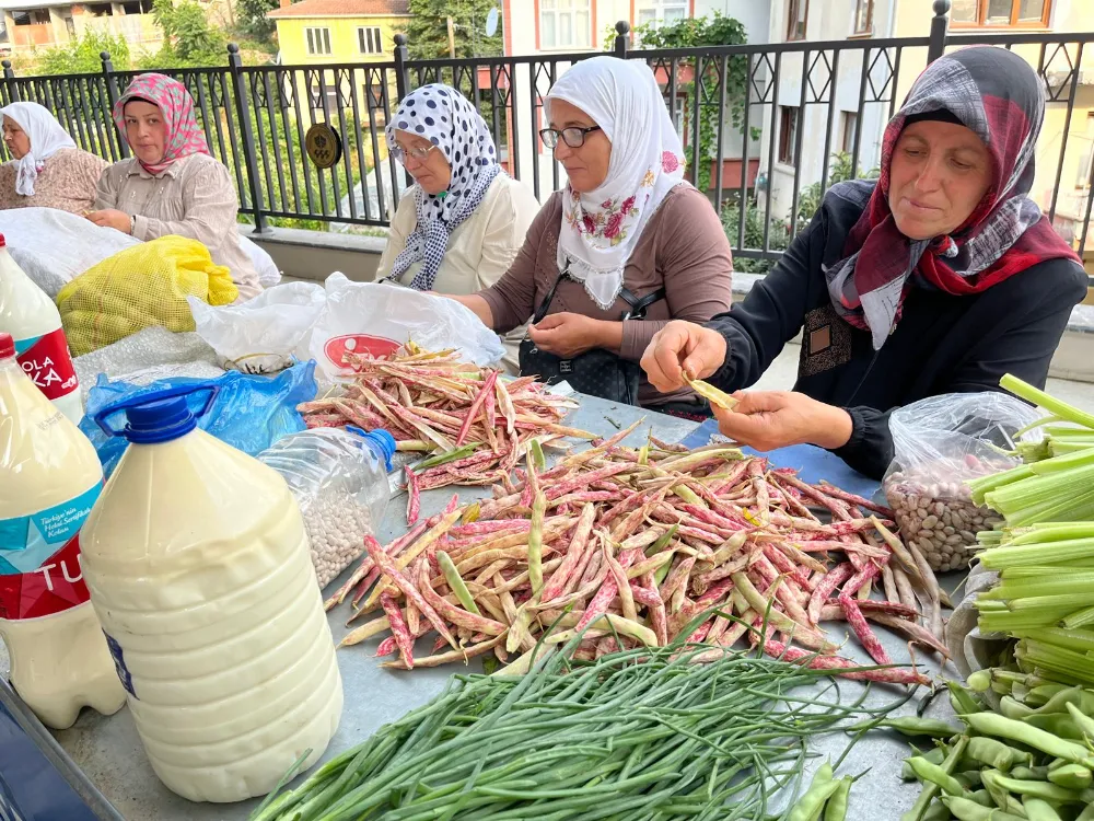 YAZIN BEREKETİ TEZGAHLARA YANSIDI